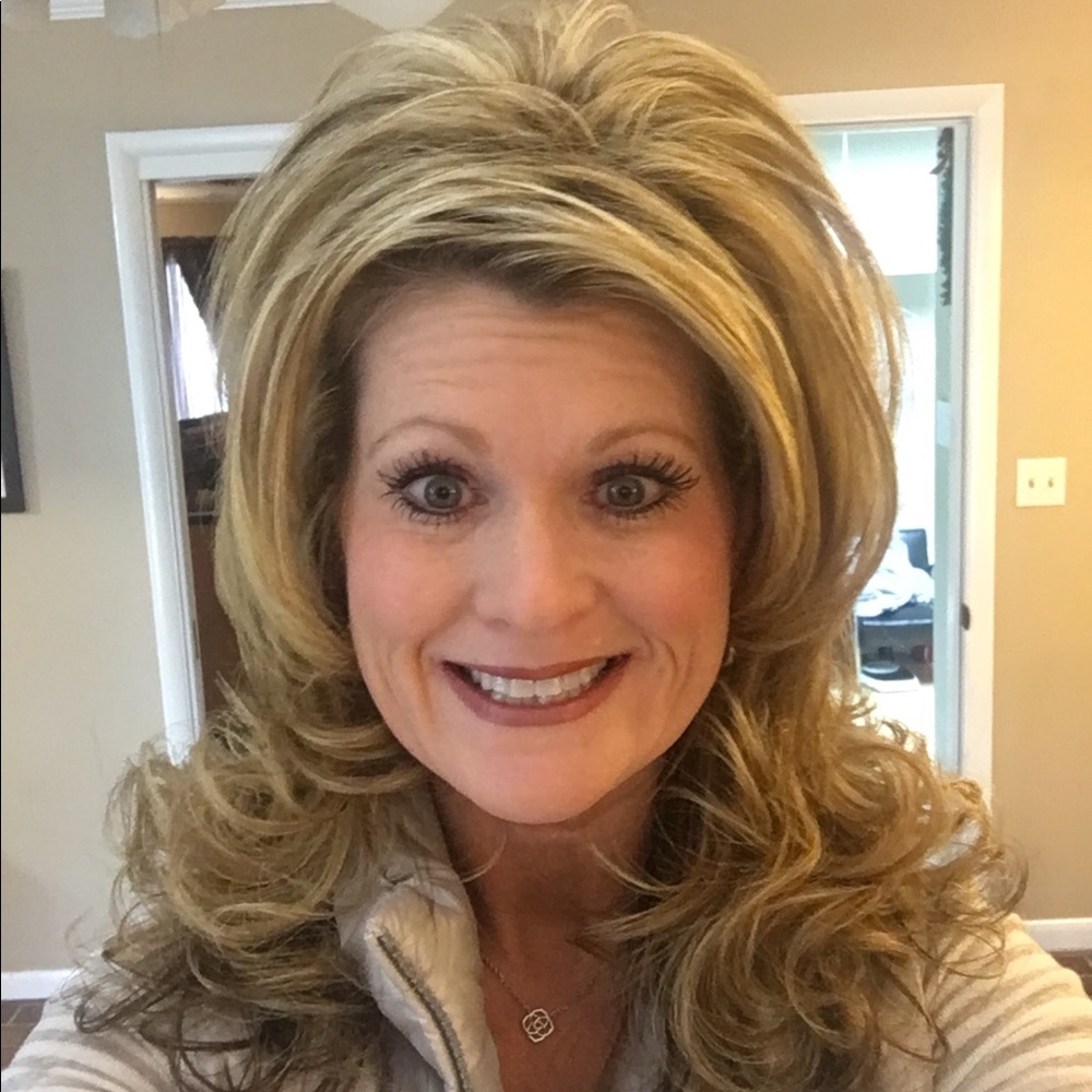 Meet your Posher, Kimberly